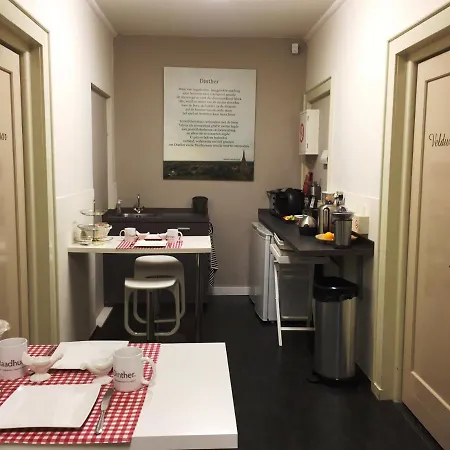 Hotel Raadhuis Dinther Suites *